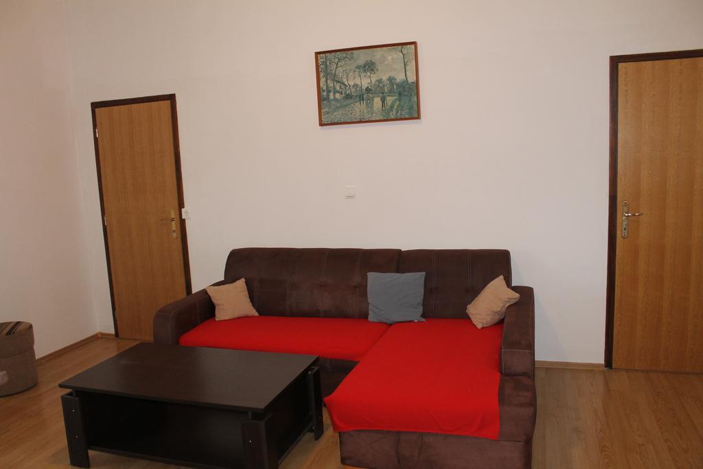 Apartment Nera Pula Exterior photo